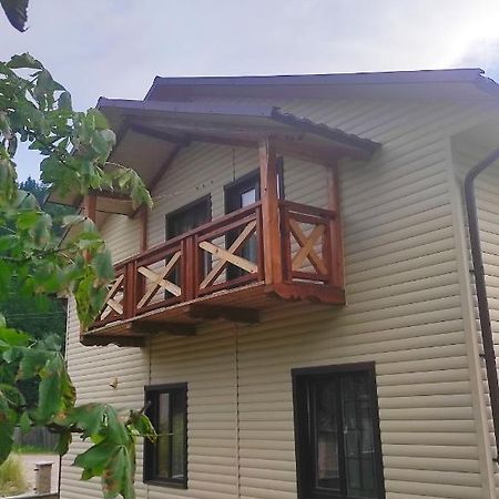 Гірська Роса Apartment Verkhniy Yasenov Ngoại thất bức ảnh