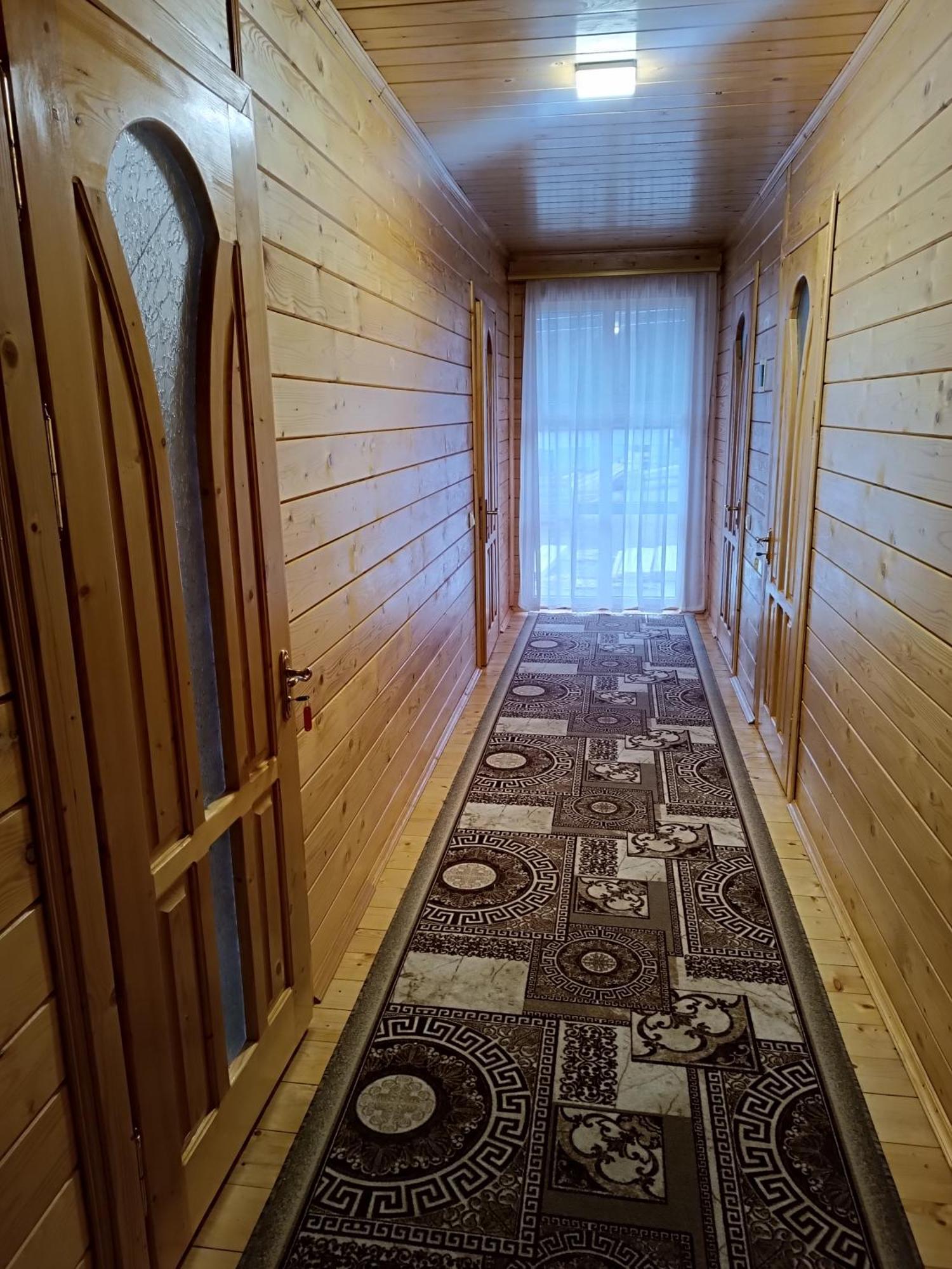 Гірська Роса Apartment Verkhniy Yasenov Ngoại thất bức ảnh